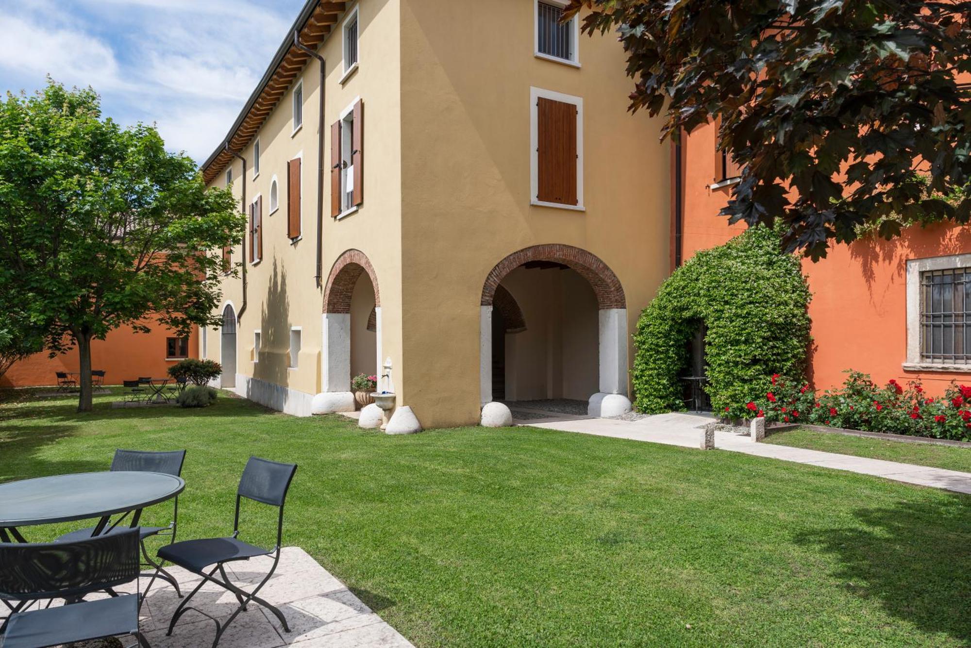 Agriturismo La Filanda Манерба-дель-Гарда Екстер'єр фото