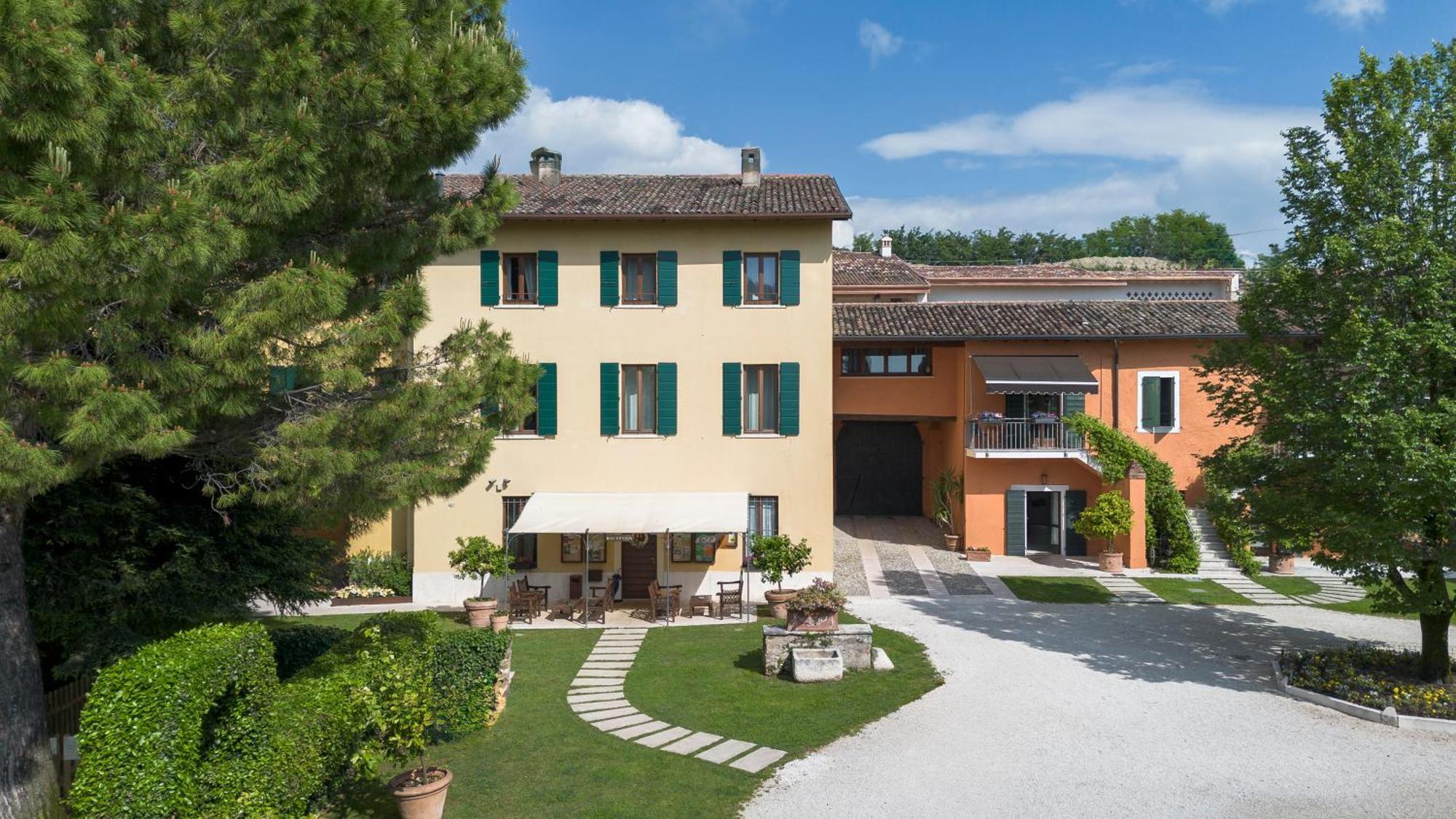 Agriturismo La Filanda Манерба-дель-Гарда Екстер'єр фото